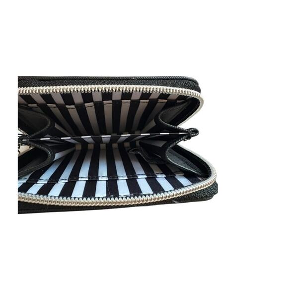 New Marc Tetro Dog Black Zip Clutch Wallet - Picture 5 of 5
